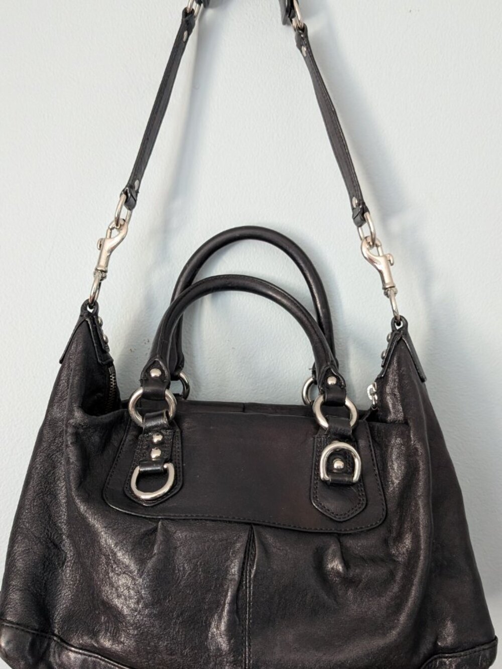 Coach Handbag - Picture 2 of 6